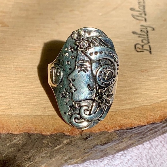 Jewelry - ♈️ Carved Zodiac Goddess Aries 925 Zodiac Sign Ring Size 7 & 9